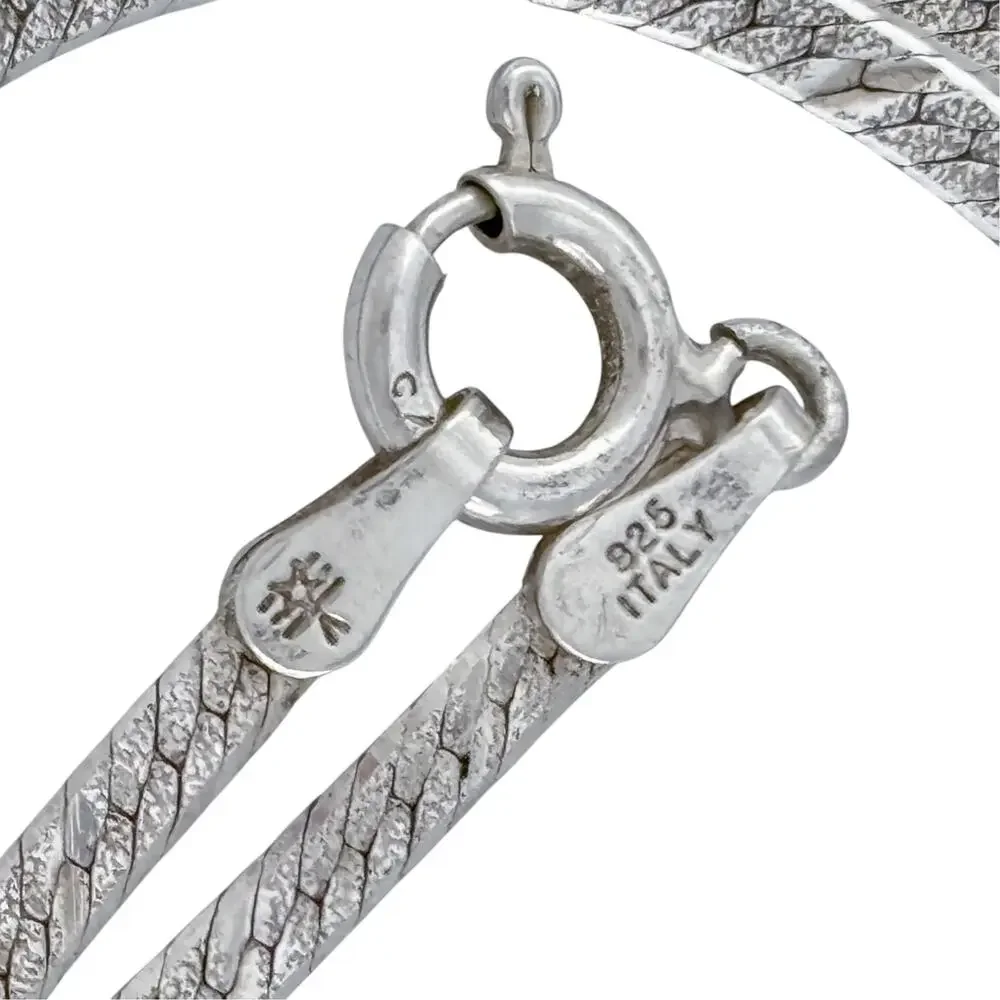 Vintage Italy Sterling Silver 925 Herringbone Chain Necklace 18